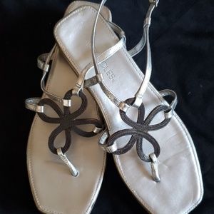 Fleur de Lis Aerosoles